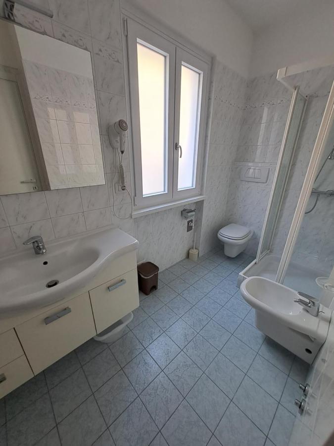 Appartamenti Elisabeth Brenzone sul Garda Exterior foto